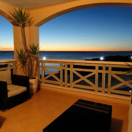 Sea Apartment *